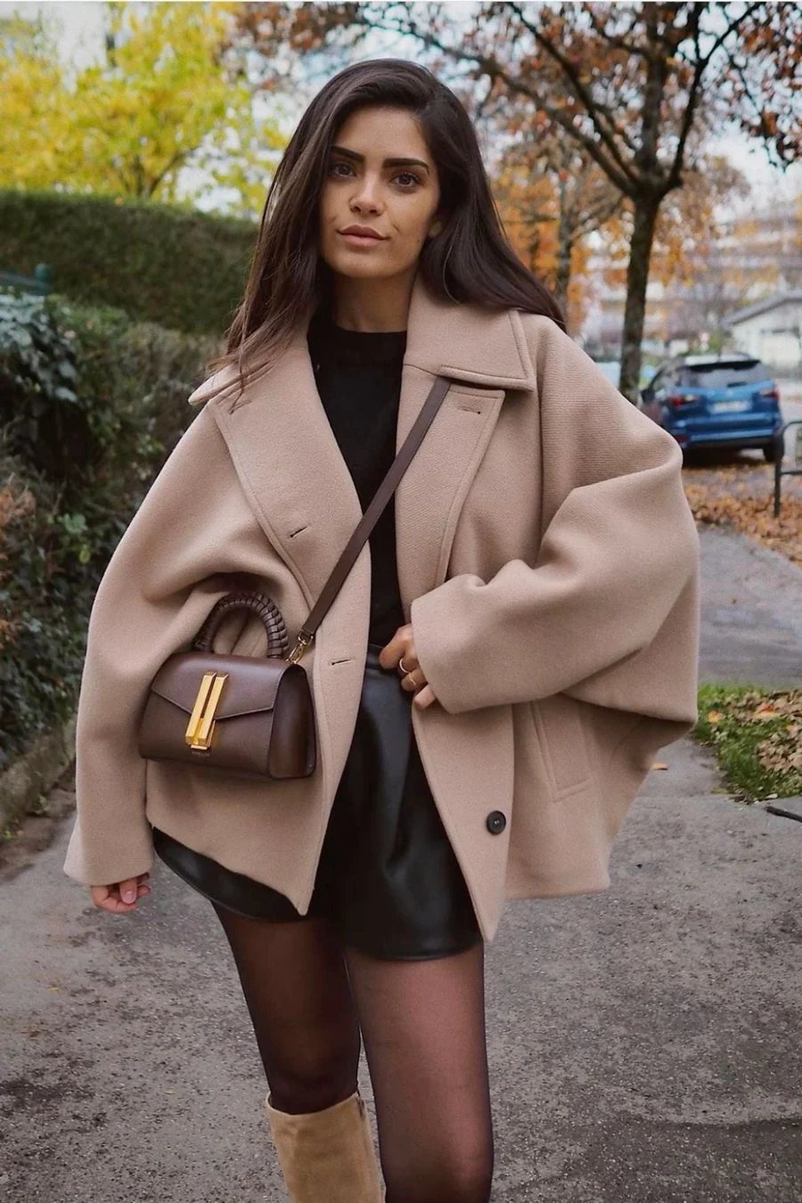 Bonnie | Women's Oversized Coat - Image 4