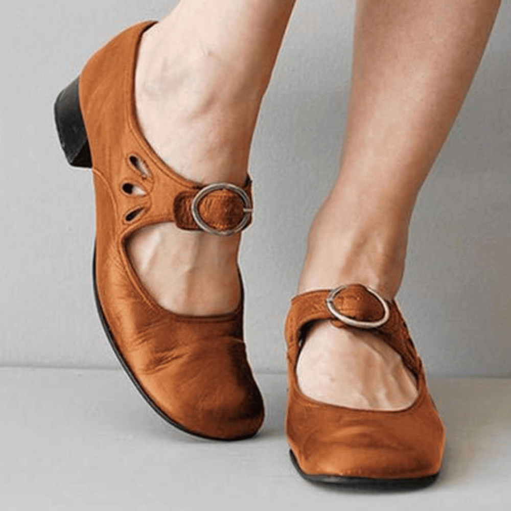 Jo | Women's Block Heel Mary Jane Shoes - Image 1