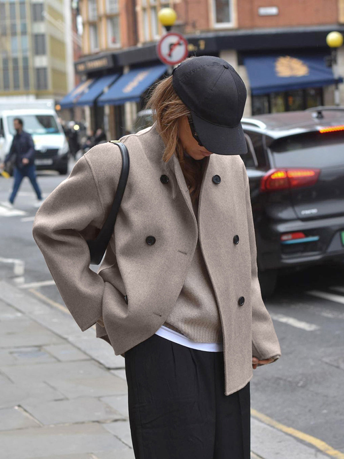 Savannah | Women's Cropped Double-Breasted Jacket - Image 2