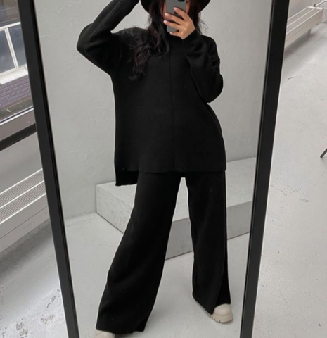 Sherry | Women's Oversized Crewneck Sweater - Image 10
