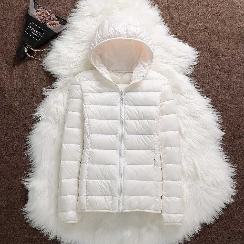 Kelsey | Women's Hooded Lightweight Puffer Jacket - Image 12